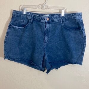 Universal Thread Vintage midi jean shorts